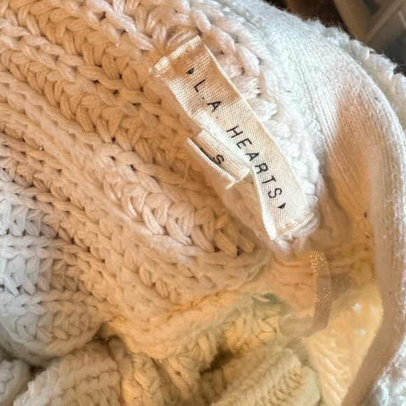 White Knit Off the Shoulder Sweater PacSun LA Hearts size small - Picture 4 of 4